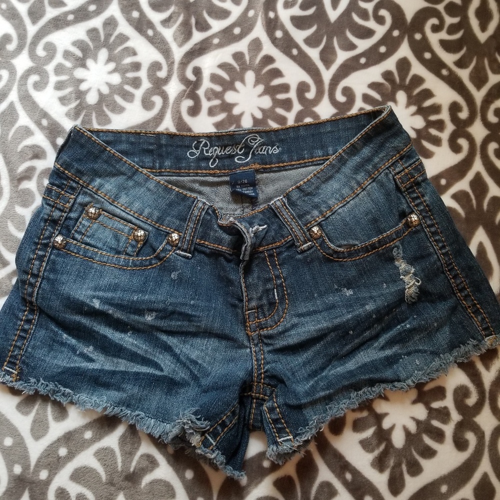 Request Jean shorts!